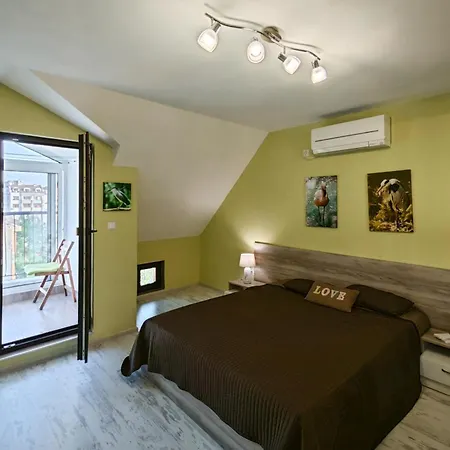 уютная рядом с центром бургаса * Burgas City