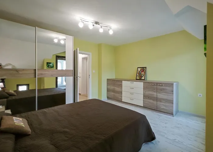 Апартамент уютная рядом с центром бургаса Бургас